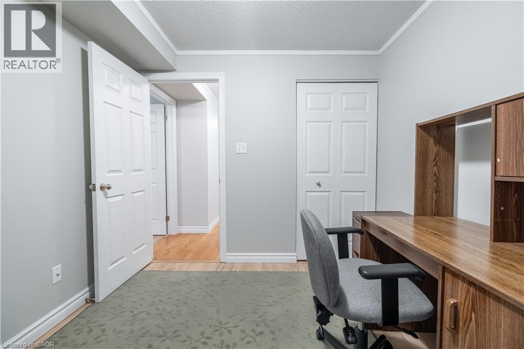 #306 970 GOLF LINKS Road - 26