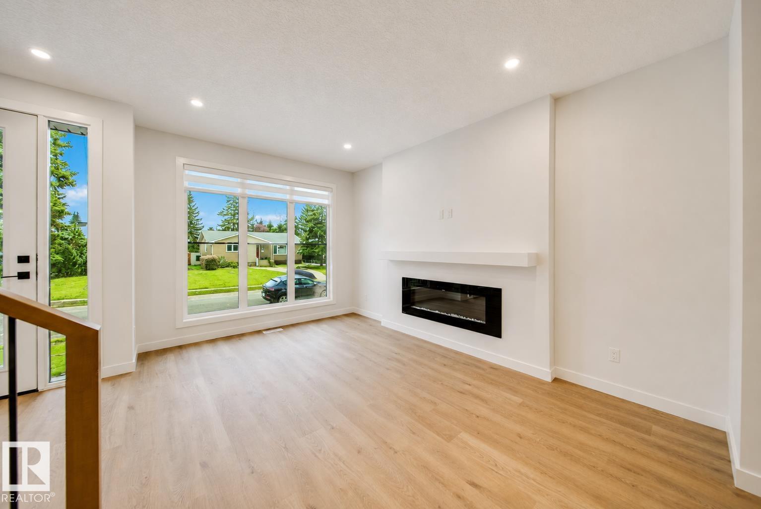 9536 148 ST NW - 8