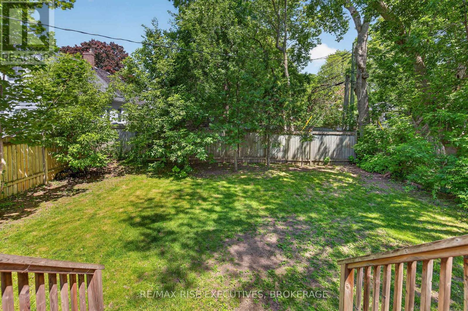807 BROCK STREET - 13