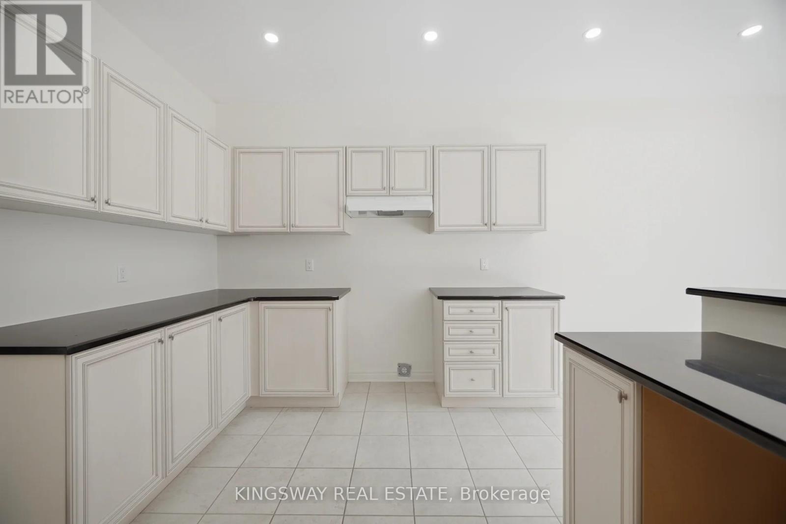 754 WHITE CLOVER WAY - 17