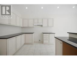 754 White Clover Way, Mississauga, ON L5V3B8 Photo 17