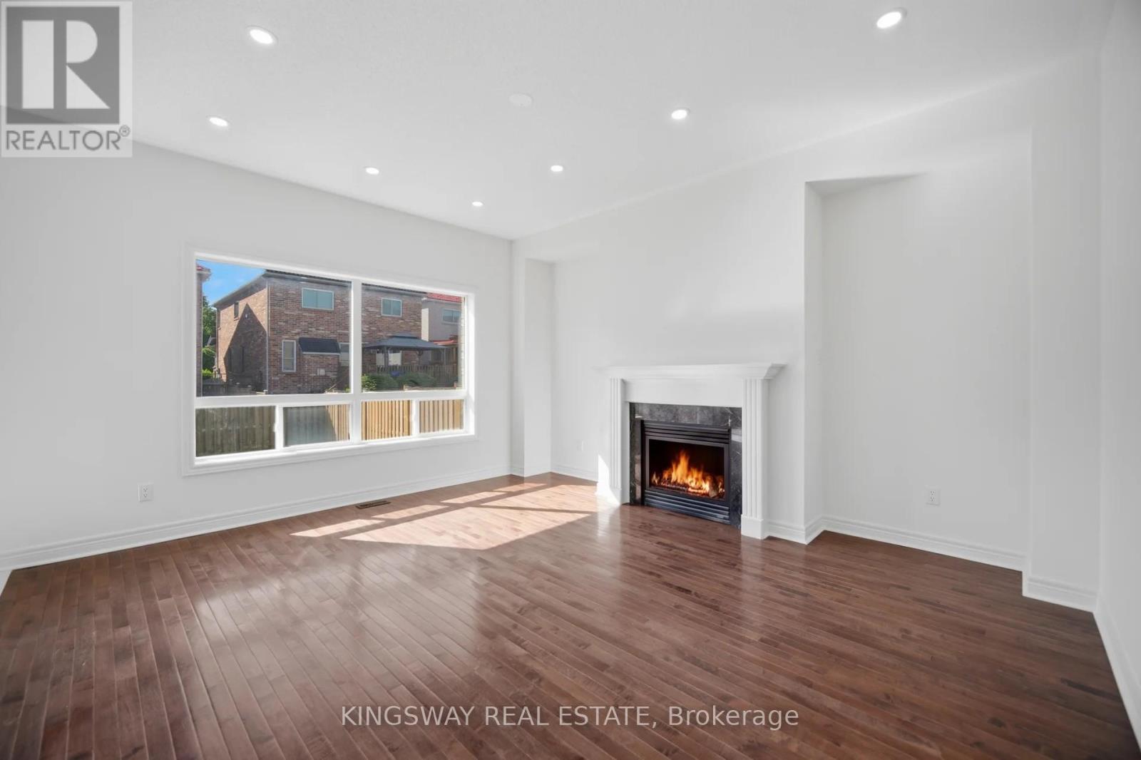 754 WHITE CLOVER WAY - 10