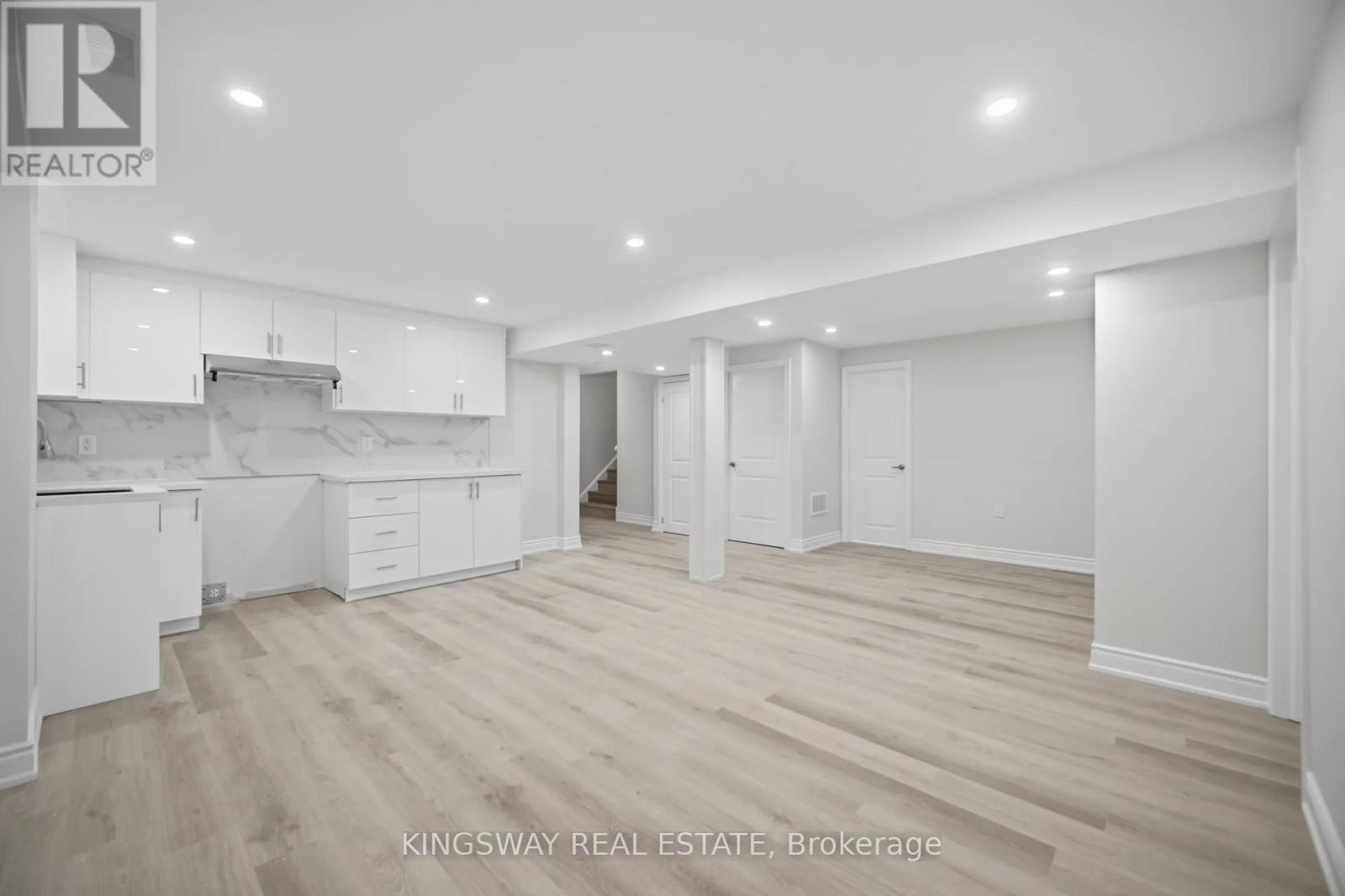 754 WHITE CLOVER WAY - 42