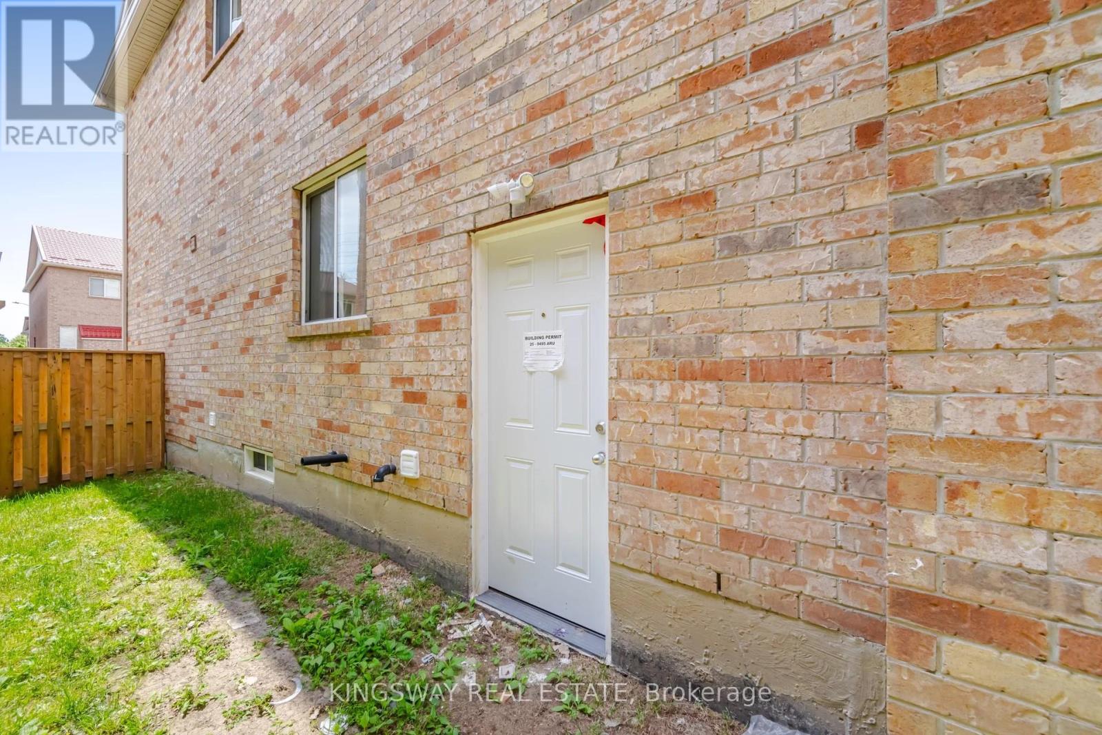 754 WHITE CLOVER WAY - 38