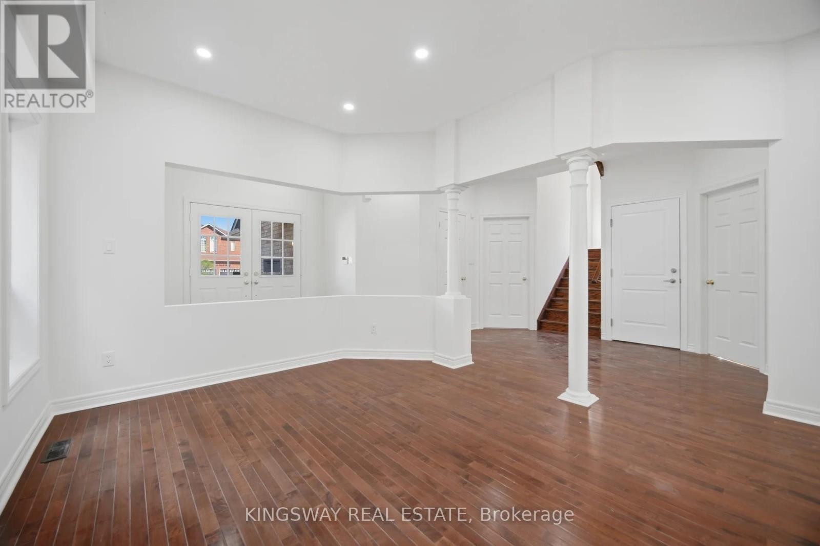 754 WHITE CLOVER WAY - 9