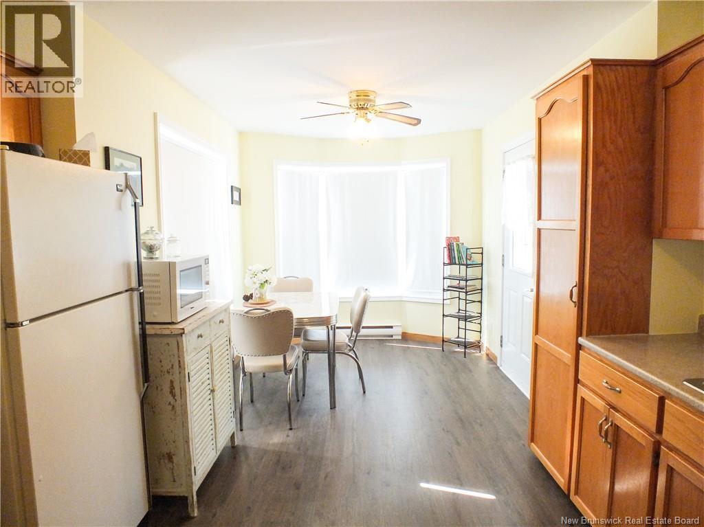 121 Creighton Street South - Image 12