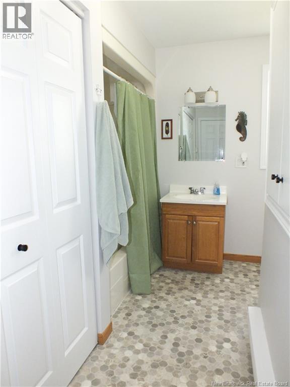121 Creighton Street South - Image 28