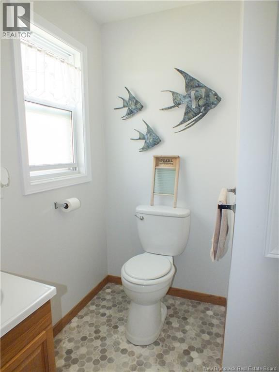 121 Creighton Street South - Image 30