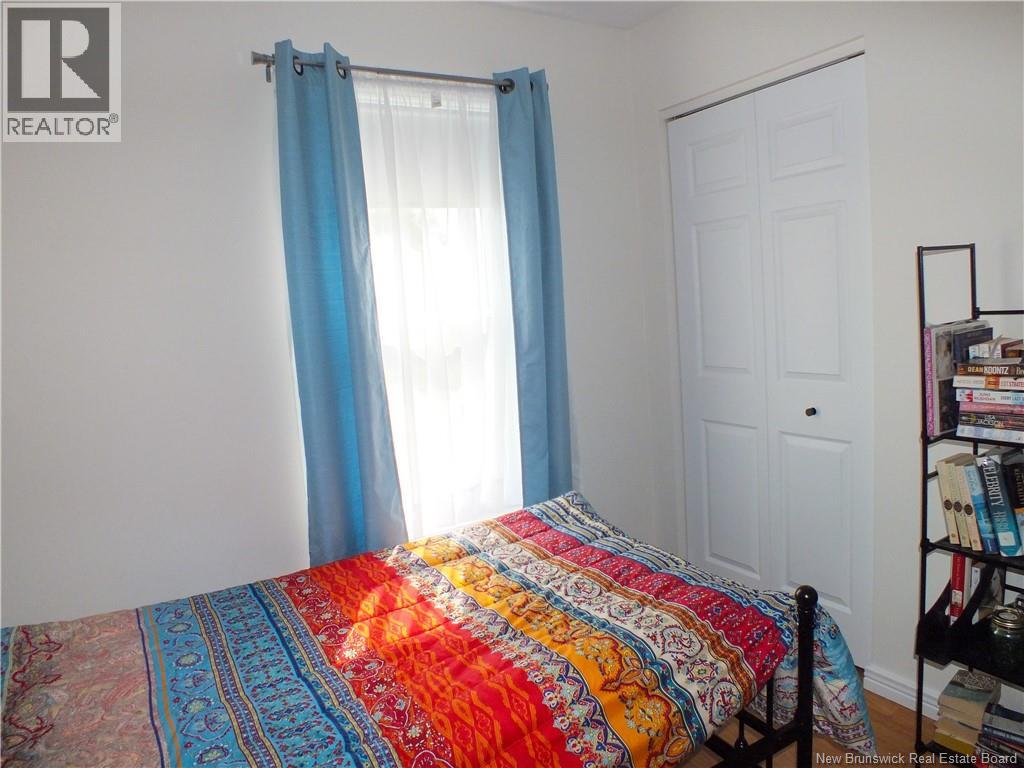 121 Creighton Street South - Image 34