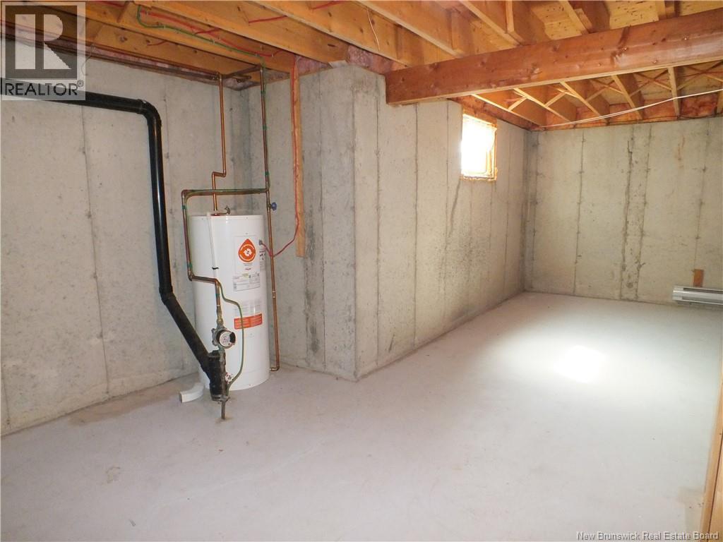 121 Creighton Street South - Image 36