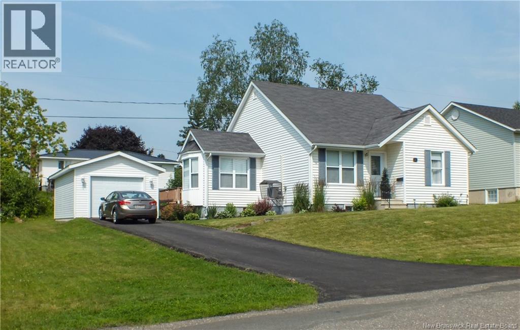 121 Creighton Street South - Image 40