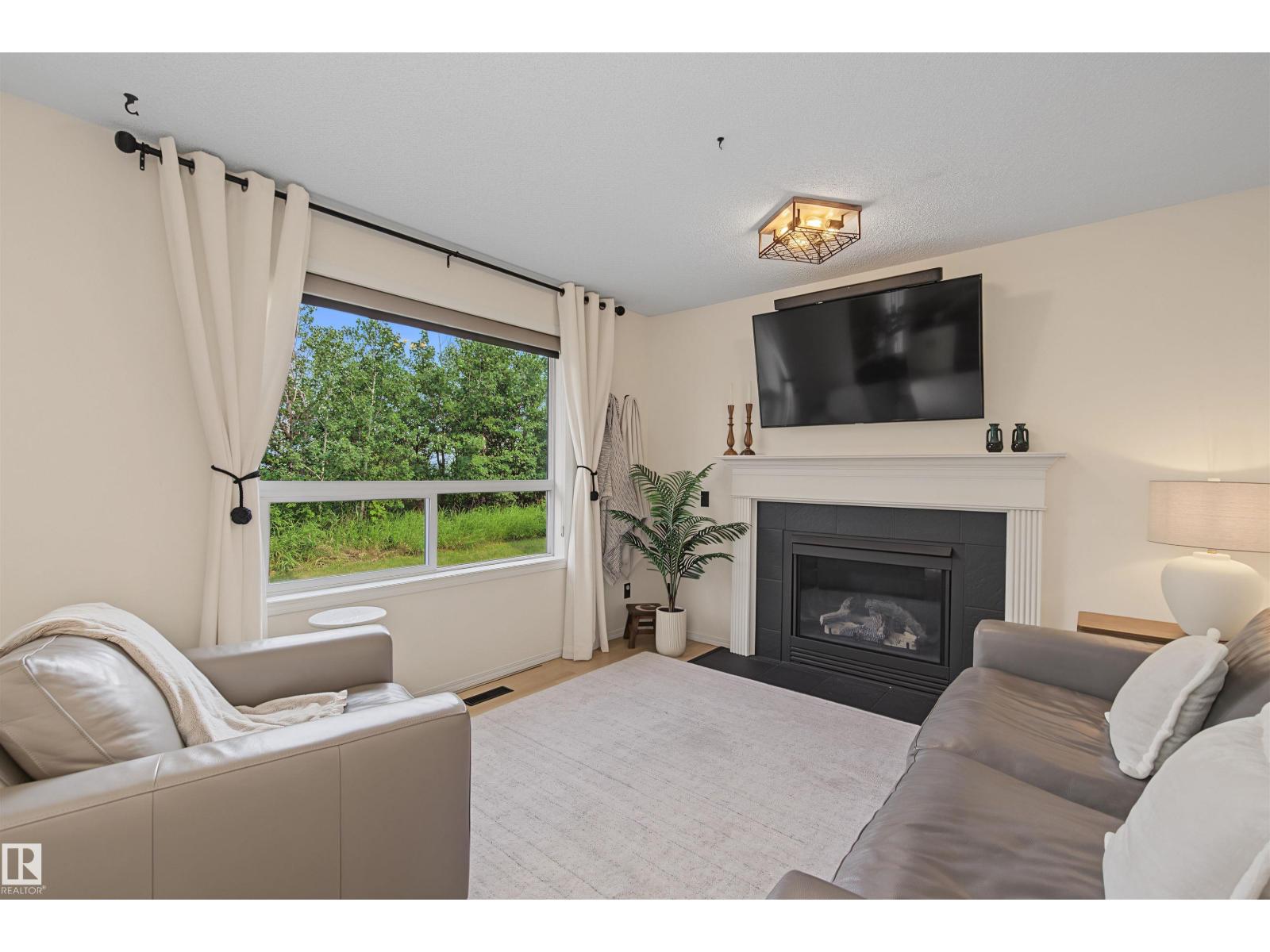 #15 450 HYNDMAN CR NW — photo 16