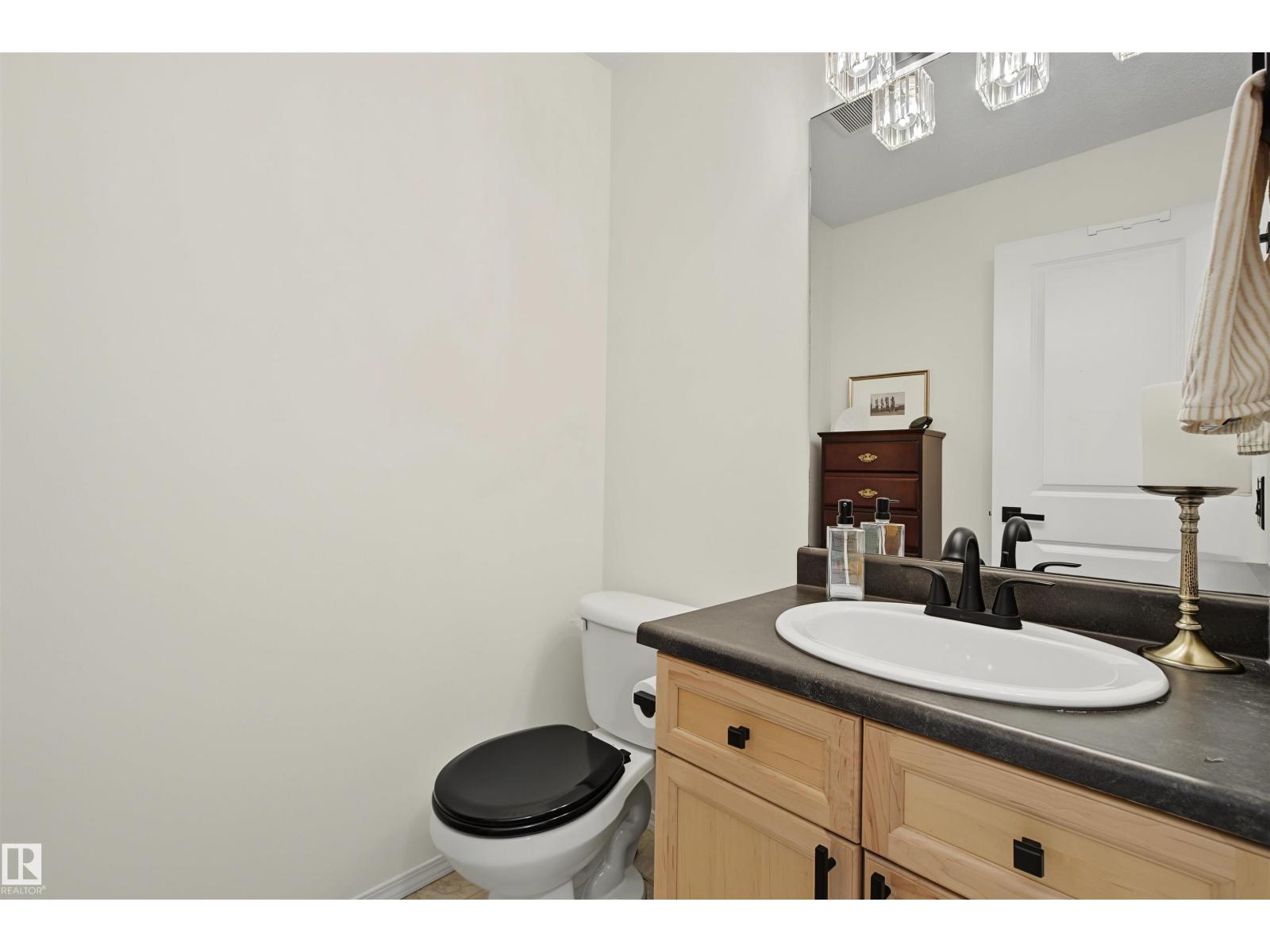 #15 450 HYNDMAN CR NW — photo 21