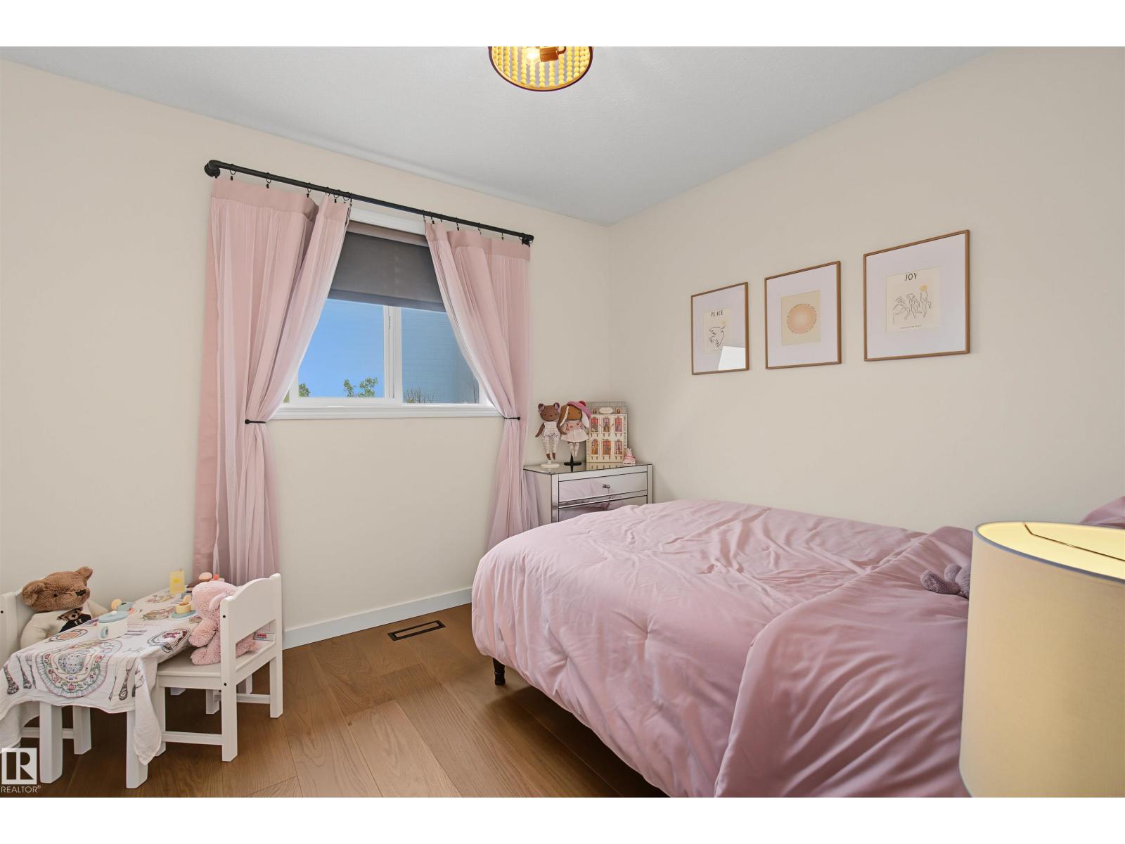 #15 450 HYNDMAN CR NW — photo 23
