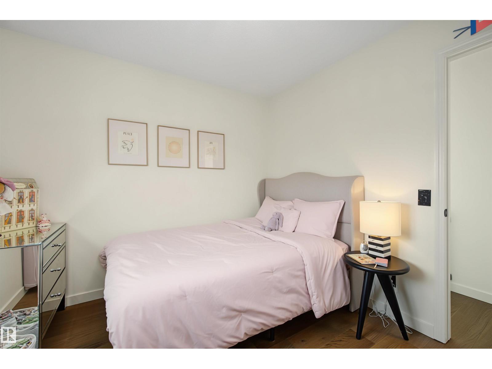 #15 450 HYNDMAN CR NW — photo 24