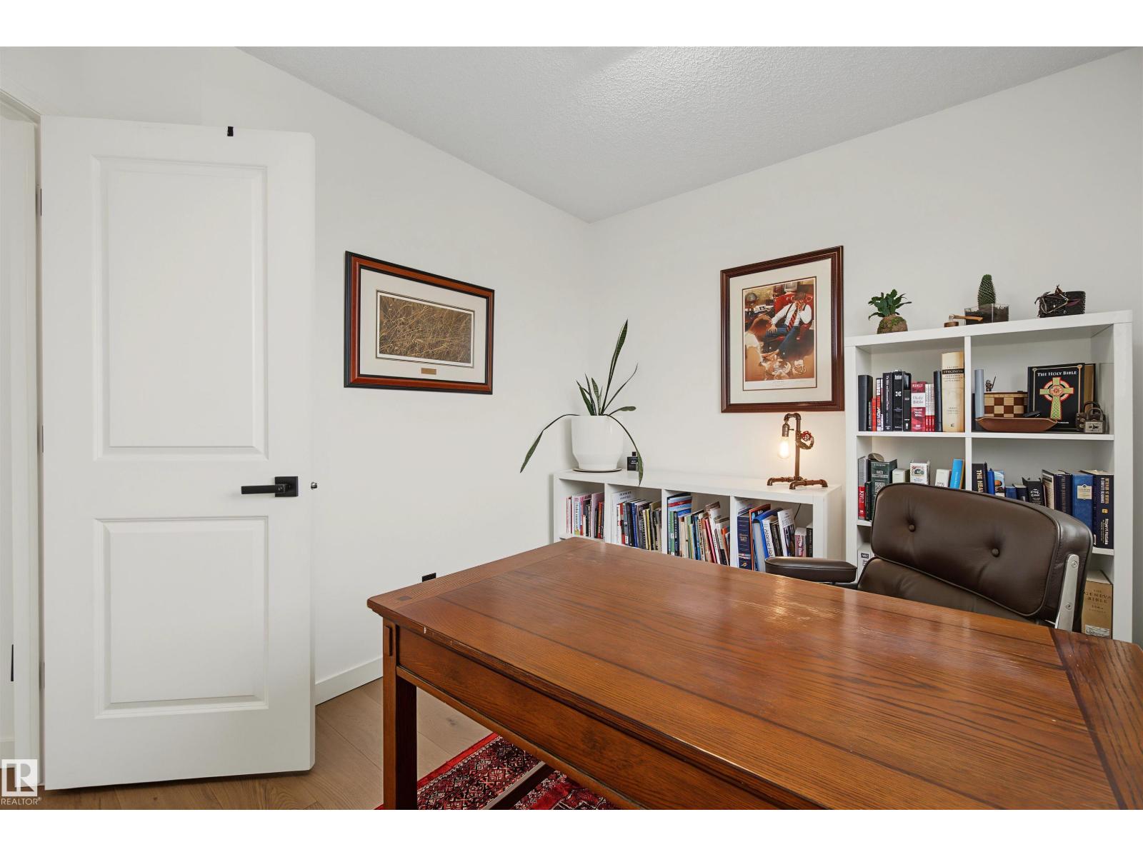 #15 450 HYNDMAN CR NW — photo 28