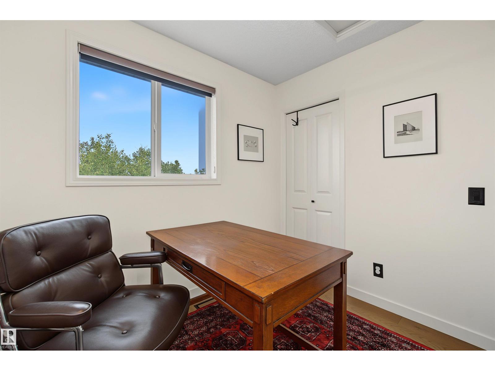#15 450 HYNDMAN CR NW — photo 29