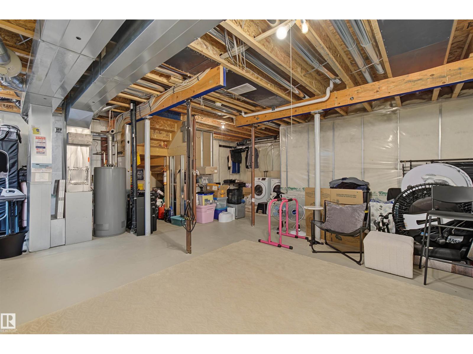 #15 450 HYNDMAN CR NW — photo 36