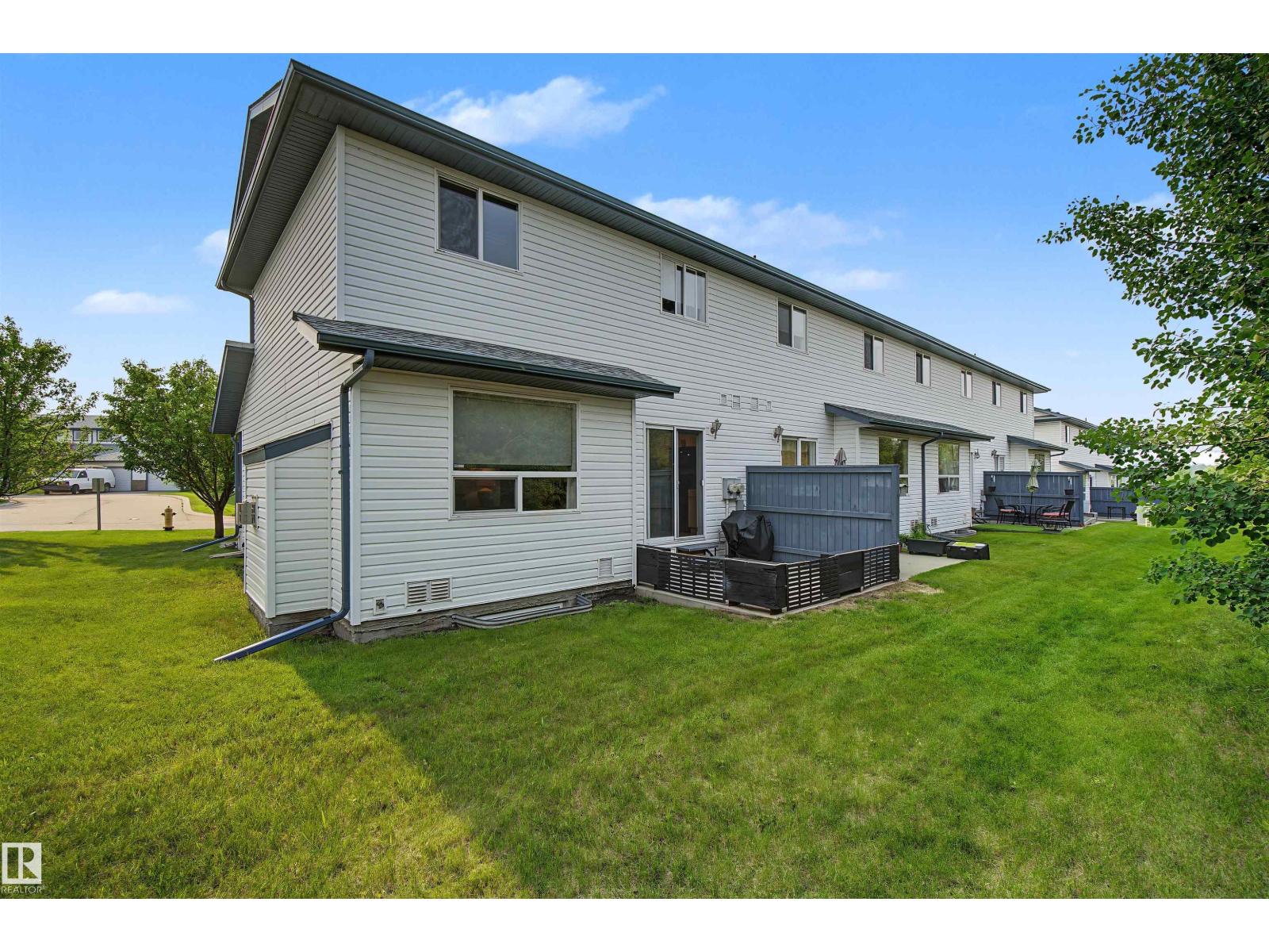 #15 450 HYNDMAN CR NW — photo 44