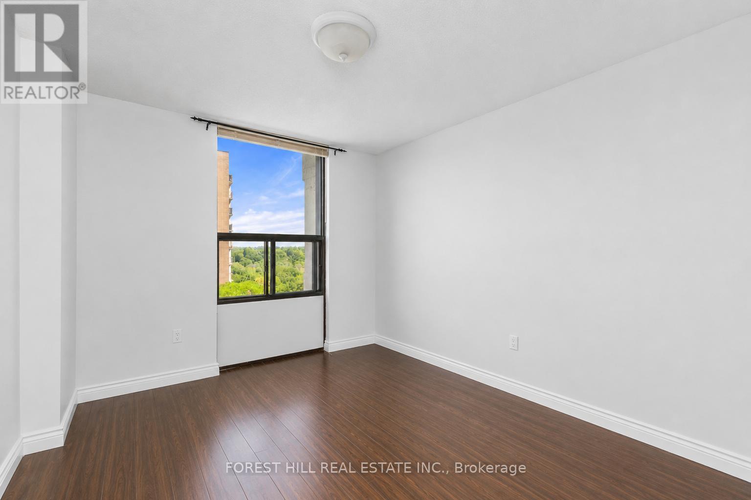 #706 100 CANYON AVENUE - 26