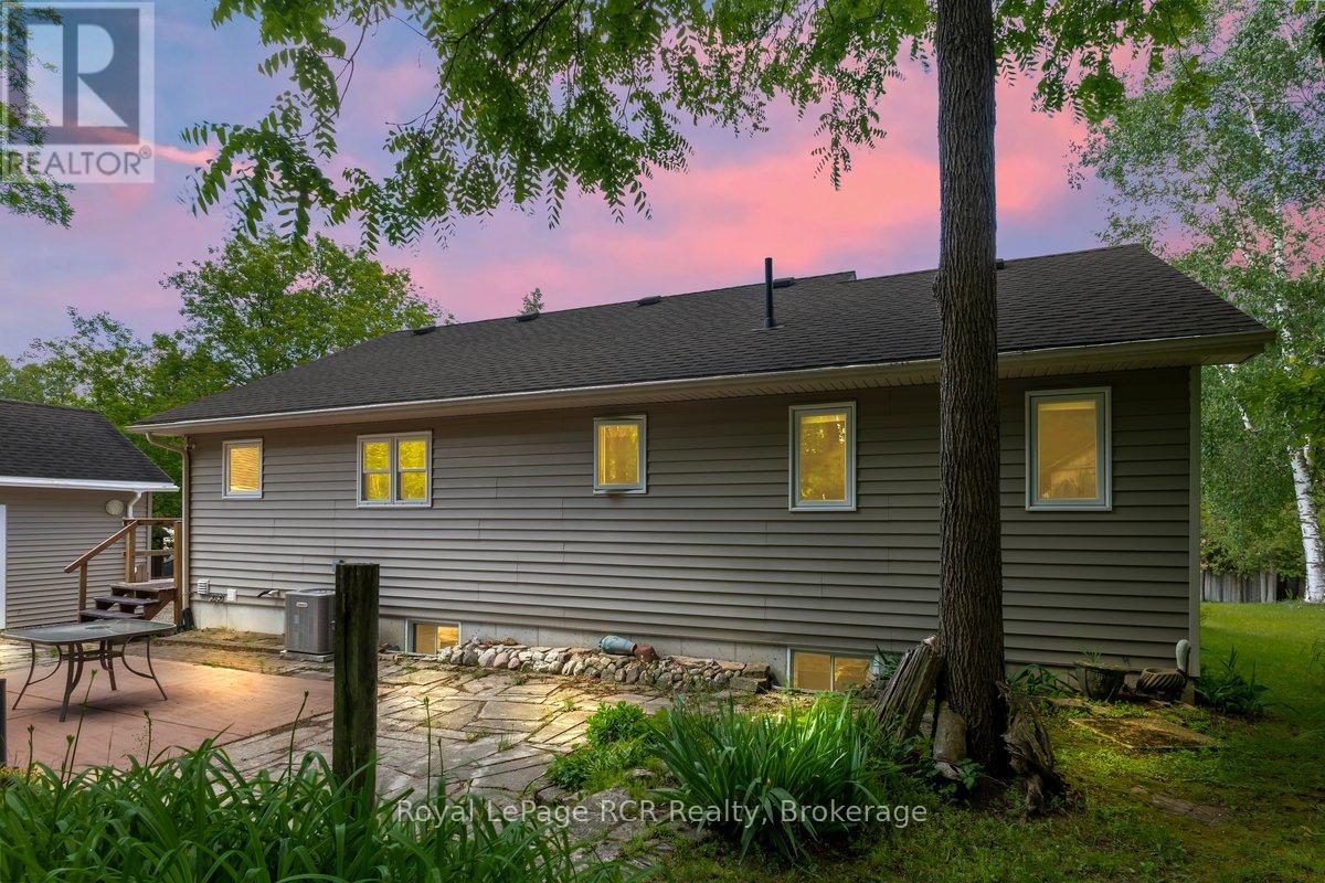 137 LAKE ROSALIND 1 ROAD - 28