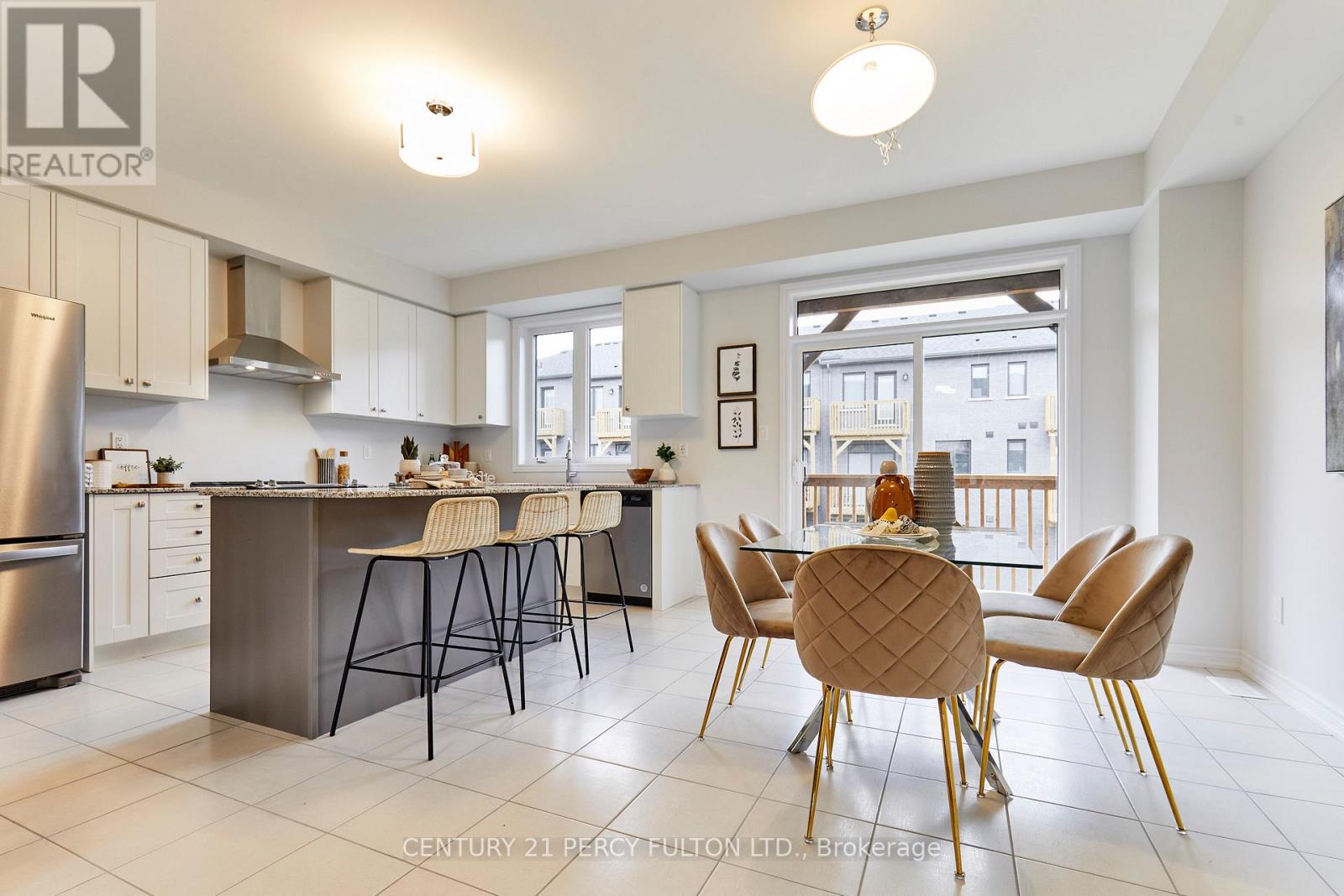 15 DOUET LANE - 12