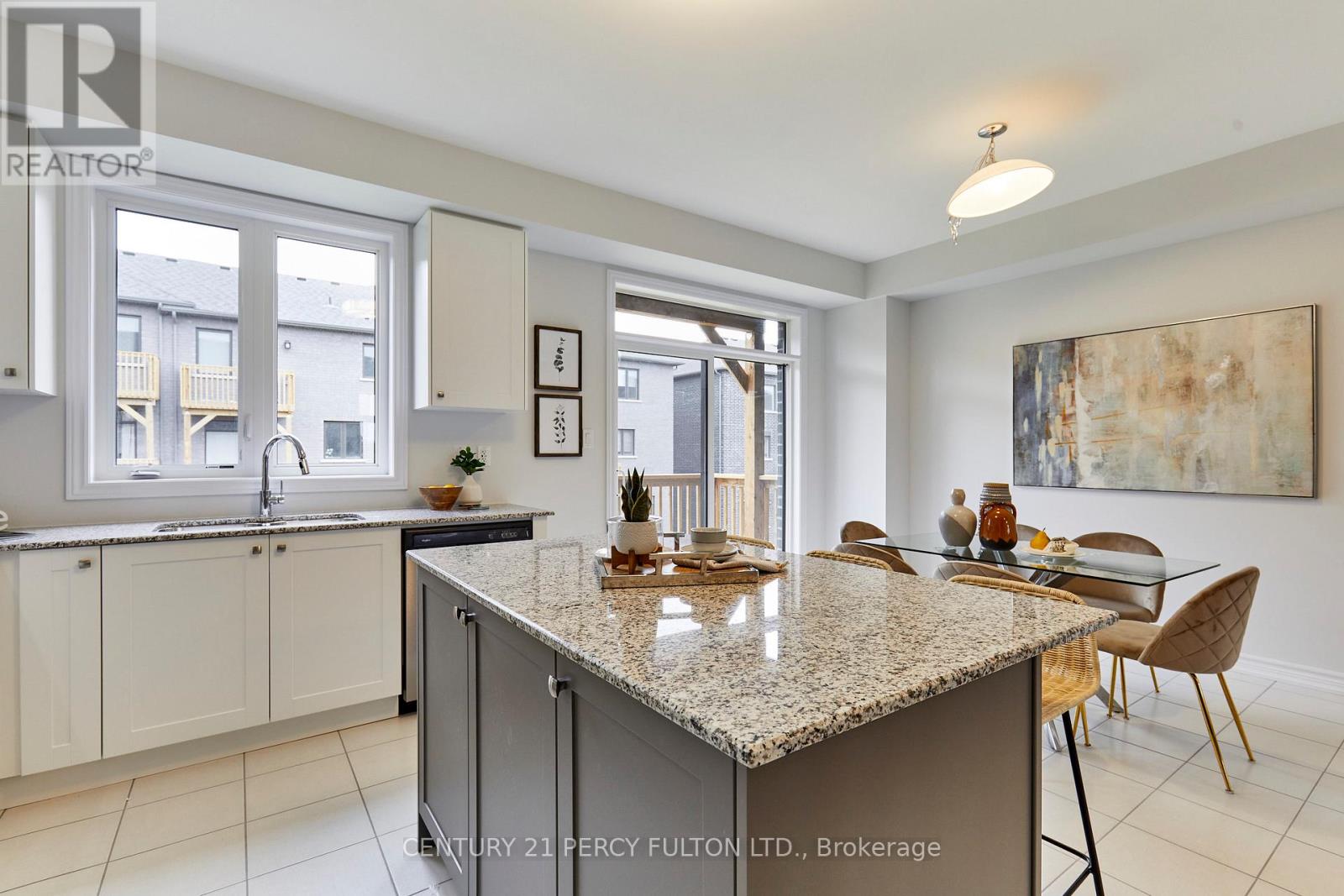 15 DOUET LANE - 20