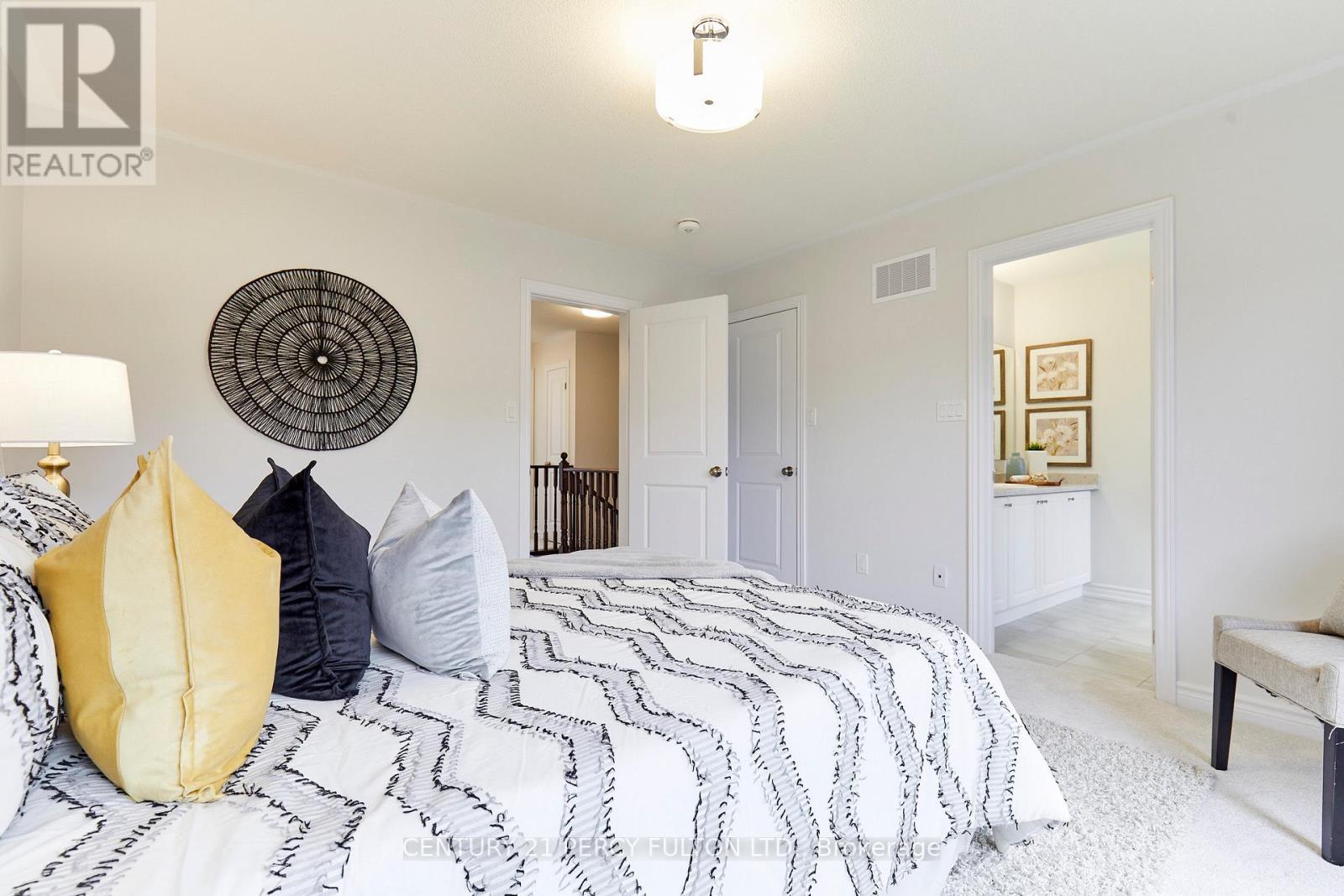 15 DOUET LANE - 24