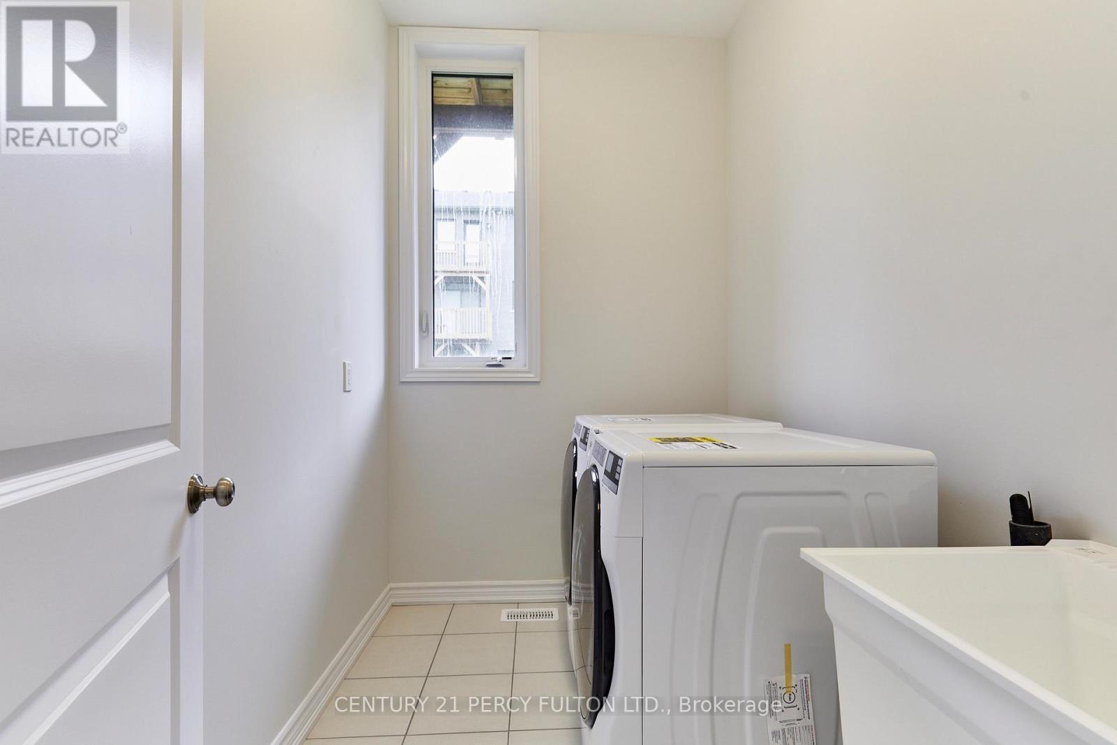 15 DOUET LANE - 35