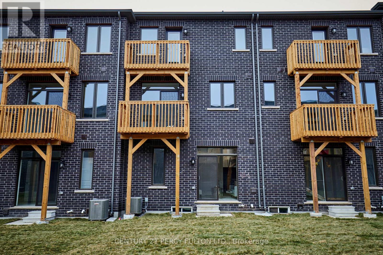 15 DOUET LANE - 36