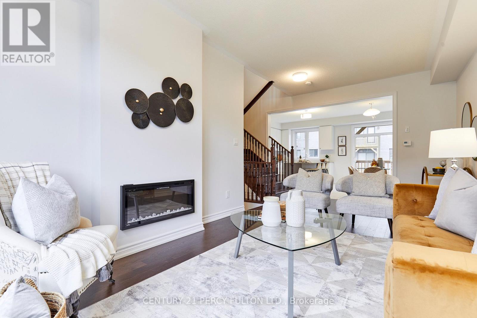 15 DOUET LANE - 4
