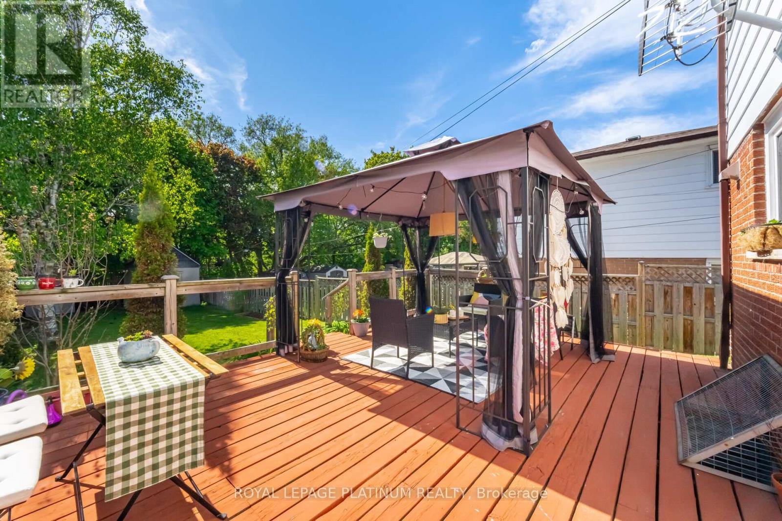 232 DURHAM STREET - 35