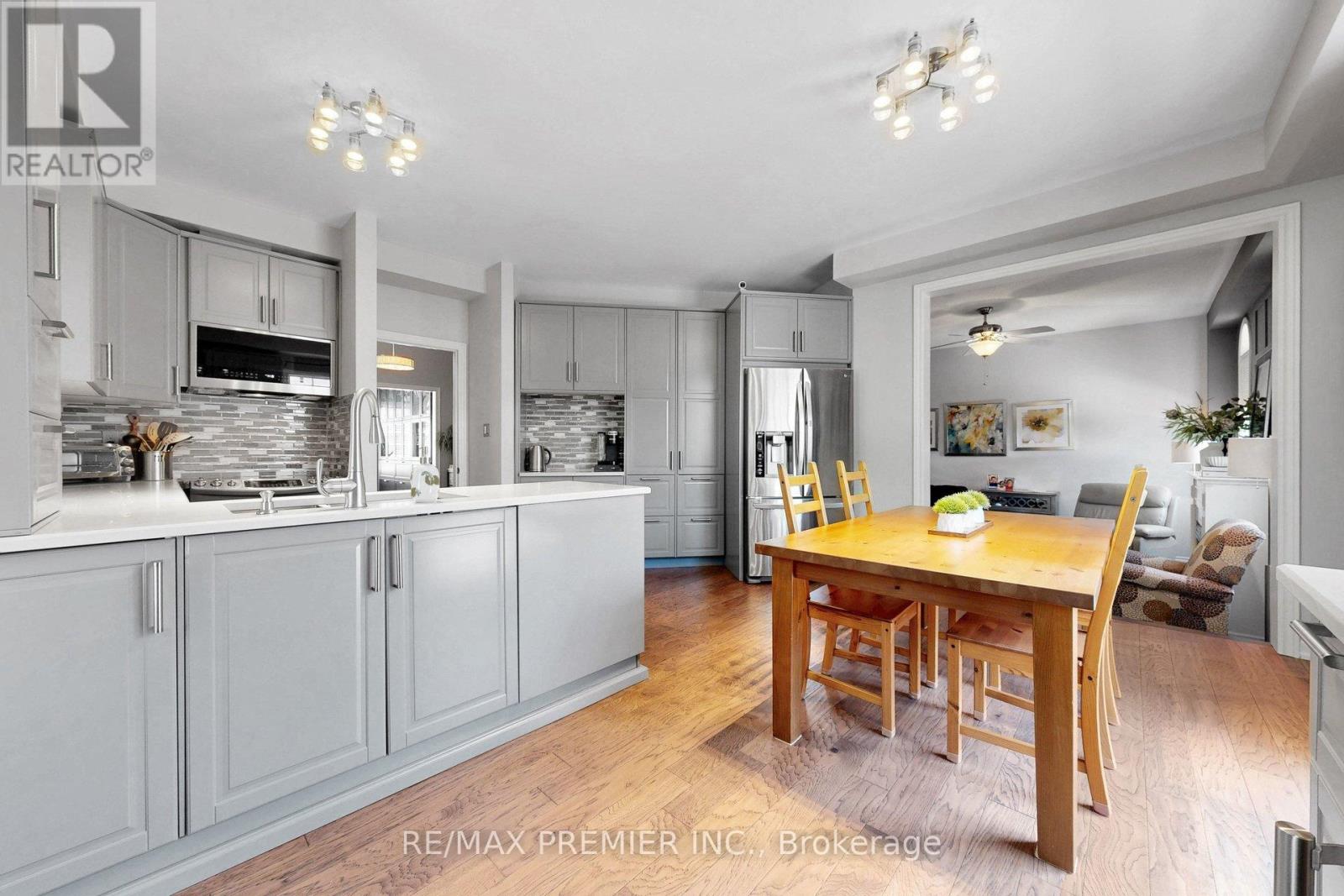124 KINGSVIEW DRIVE - 8