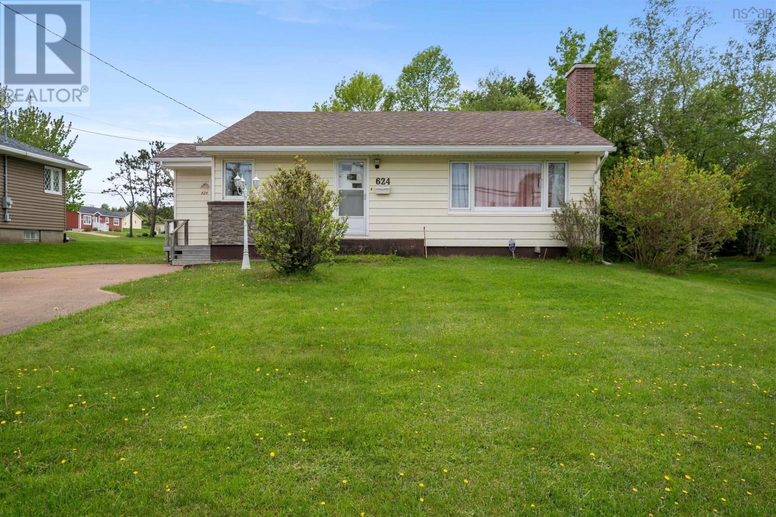 624 Abercrombie Road - 1