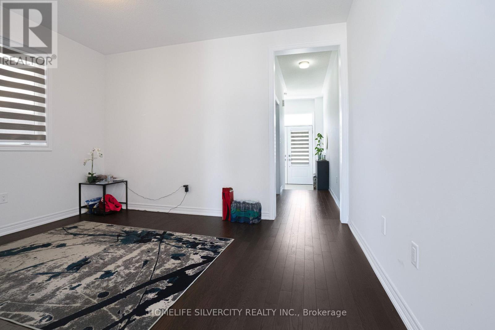 12 KINGSBURY TRAIL - 10
