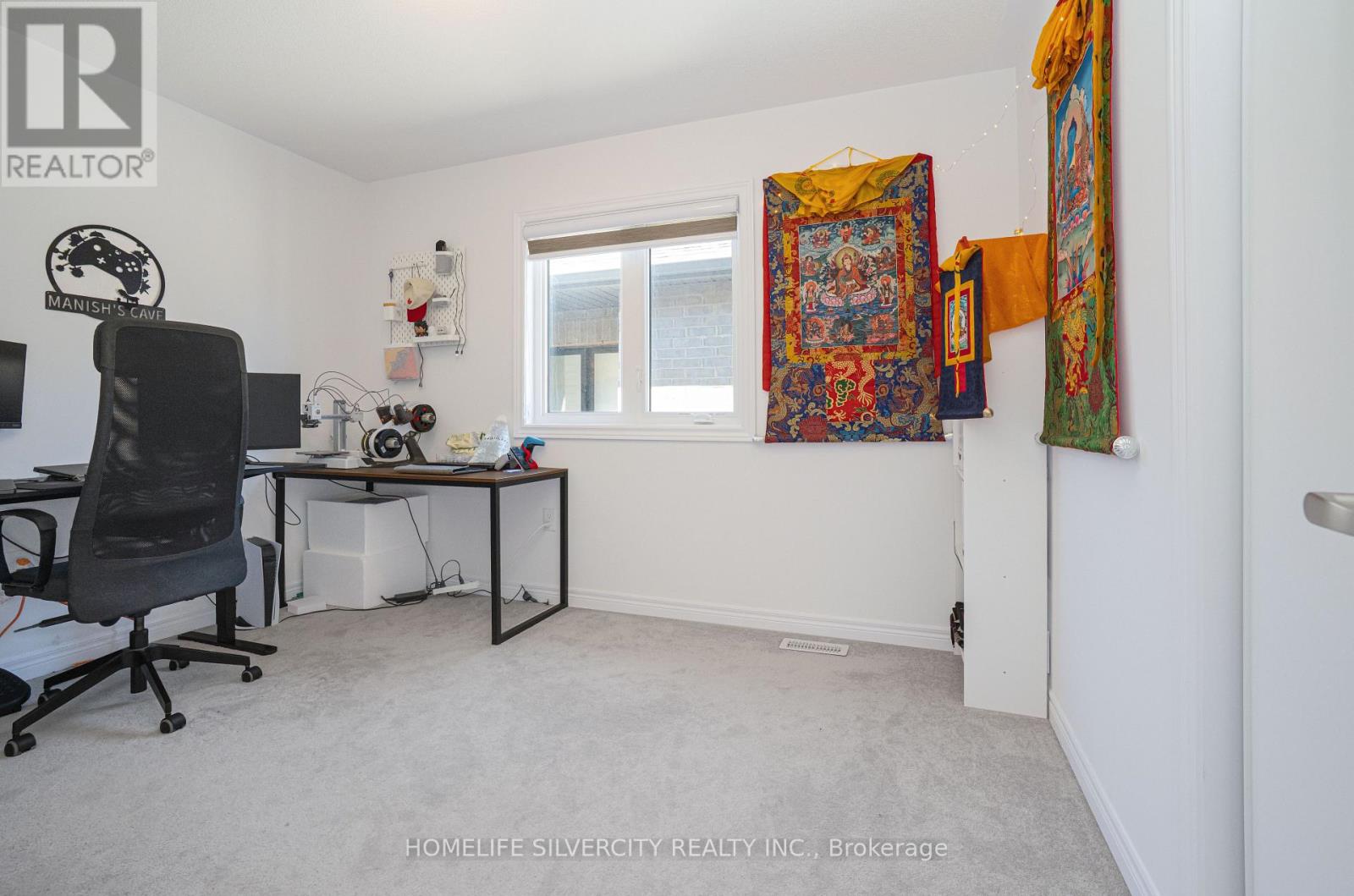 12 KINGSBURY TRAIL - 36