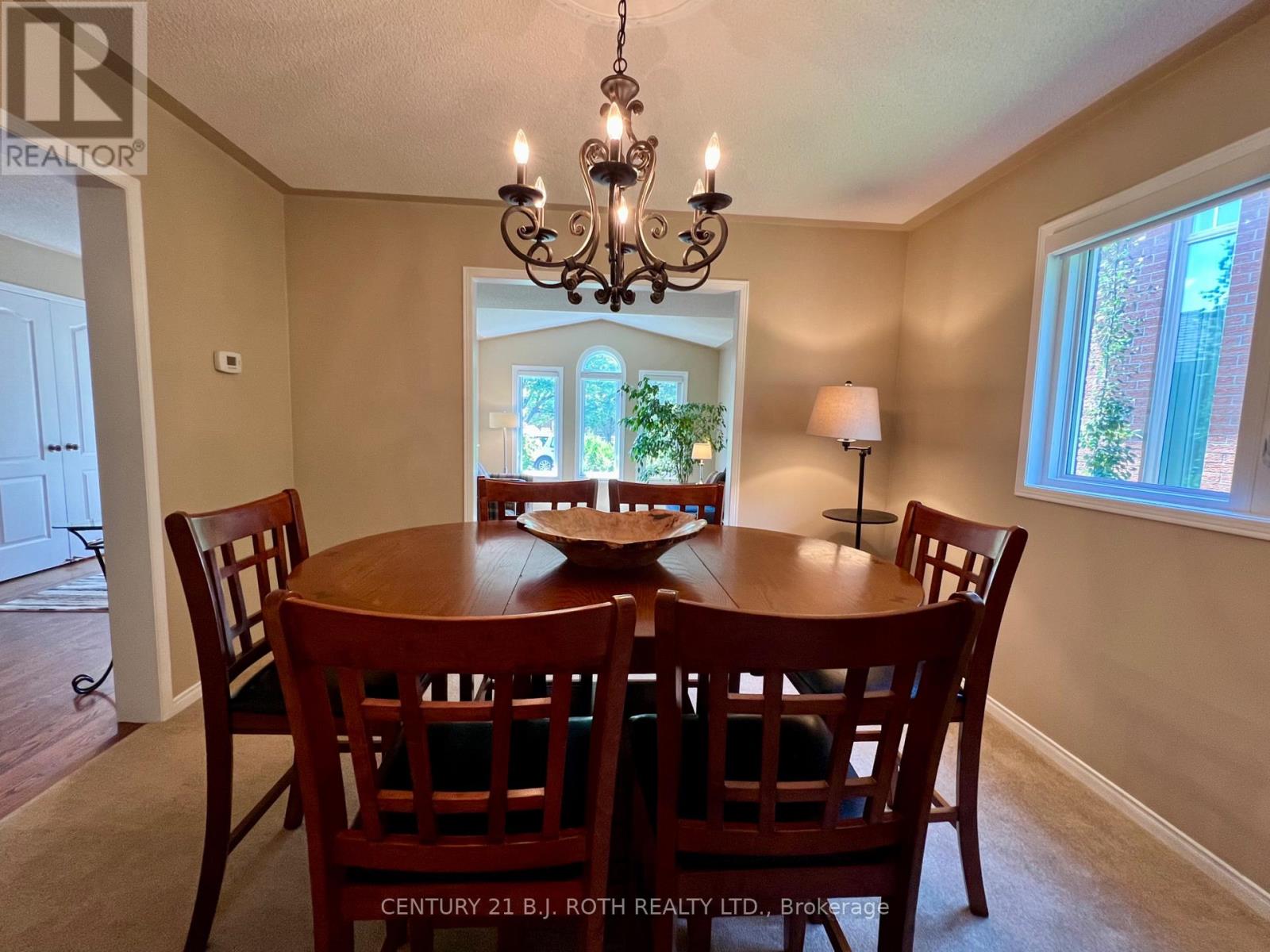 47 LOOKER DRIVE - 7