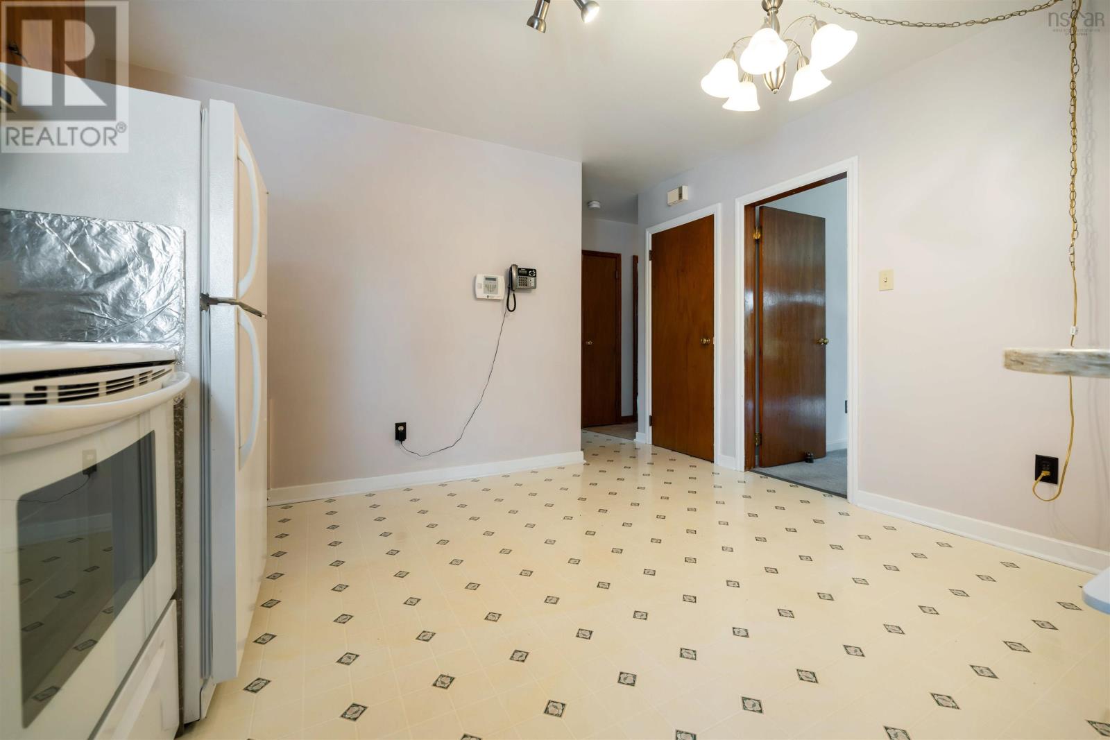 624 Abercrombie Road - 9