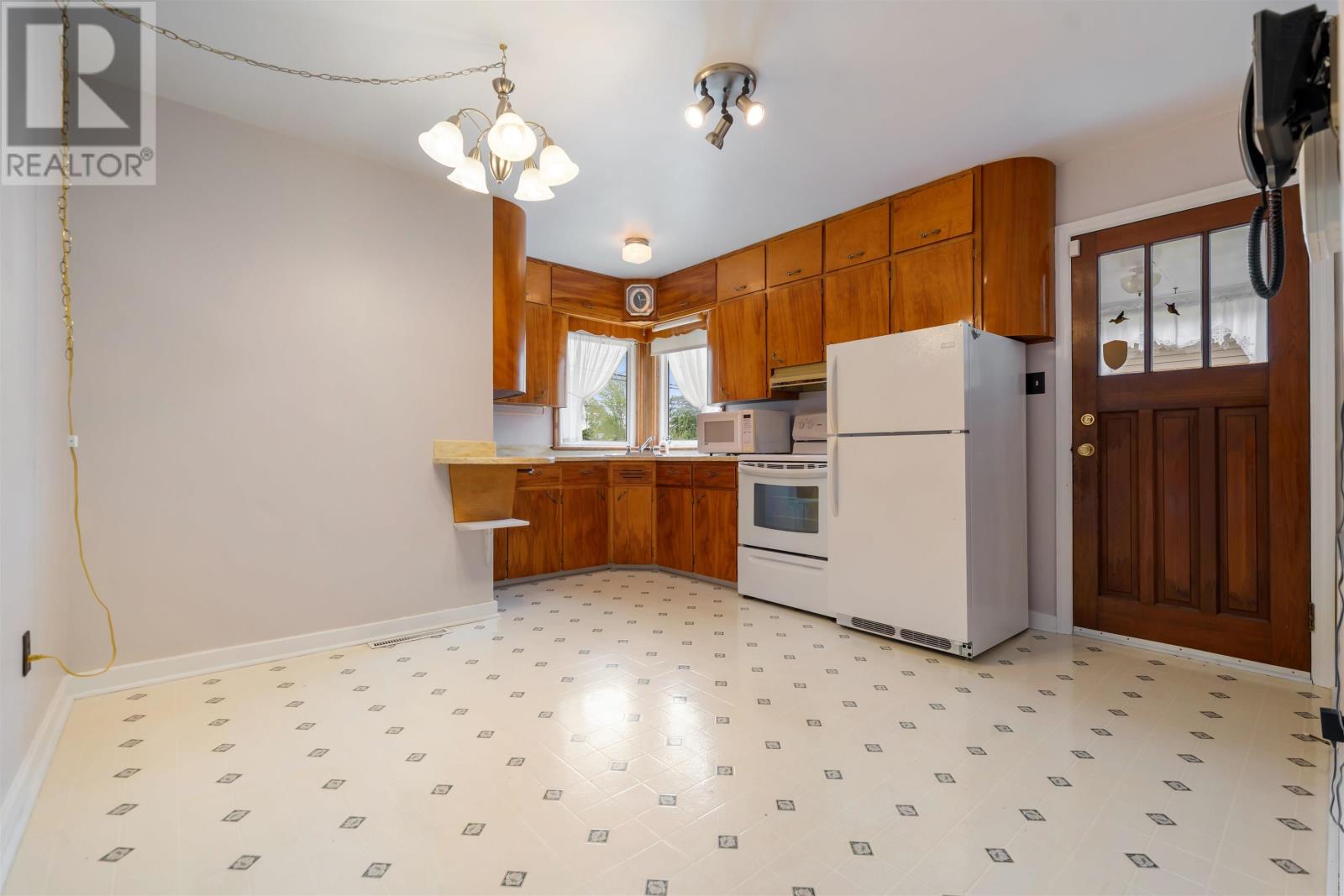 624 Abercrombie Road - 8