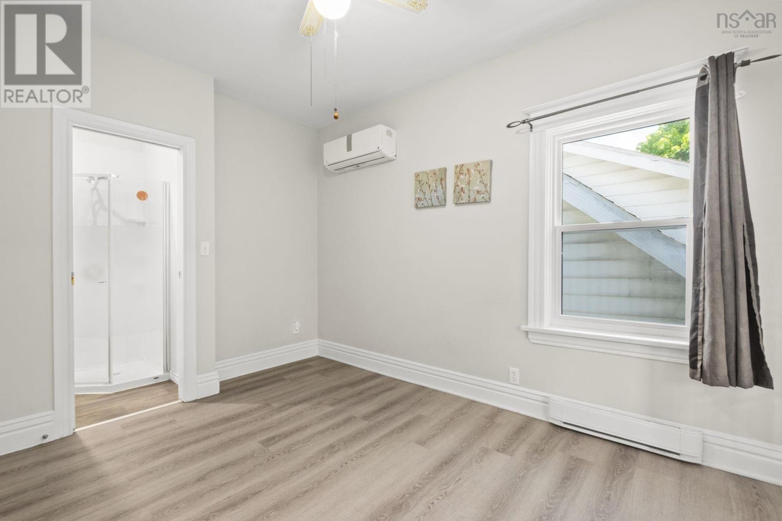 1684 Walnut Street - 29