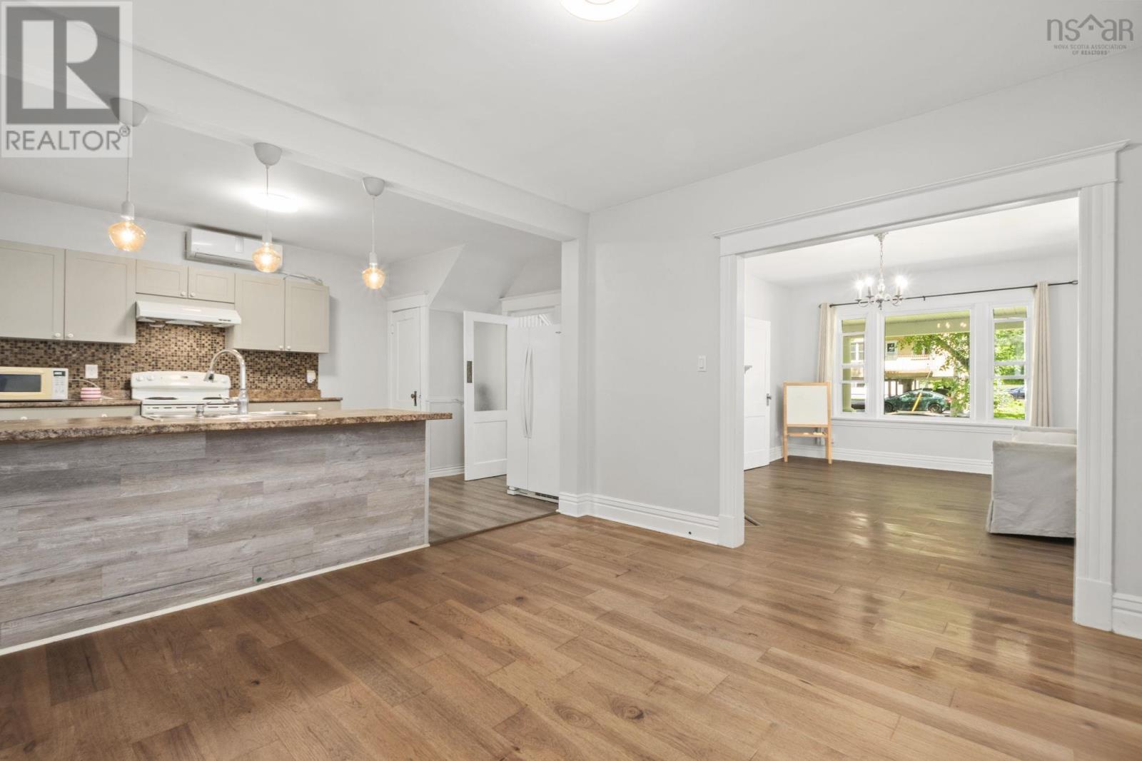 1684 Walnut Street - 9