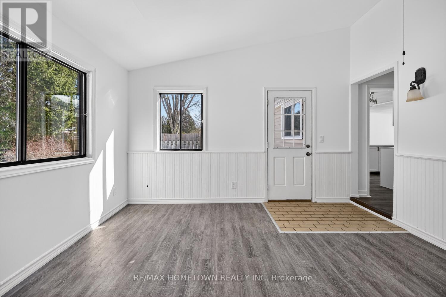 31 VANIER DRIVE - 17