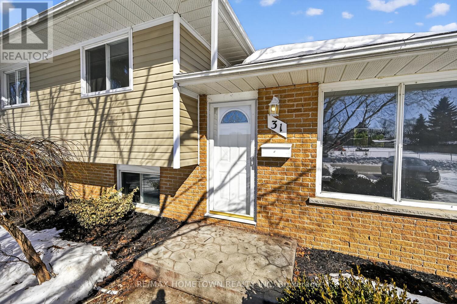 31 VANIER DRIVE - 2