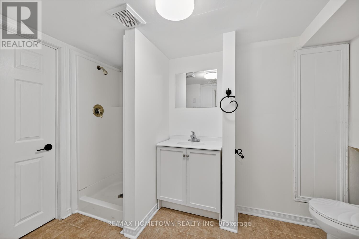 31 VANIER DRIVE - 29