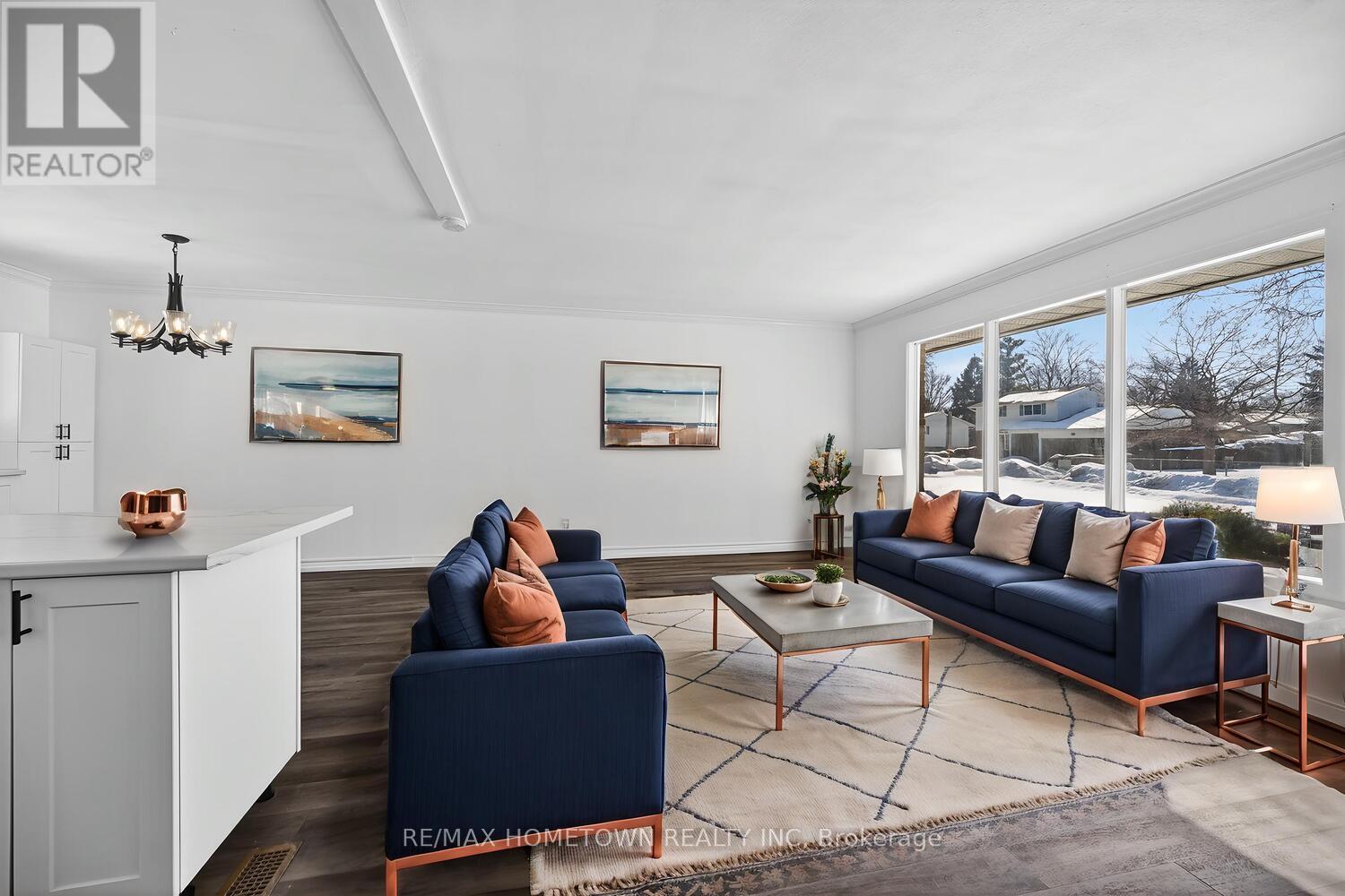31 VANIER DRIVE - 4
