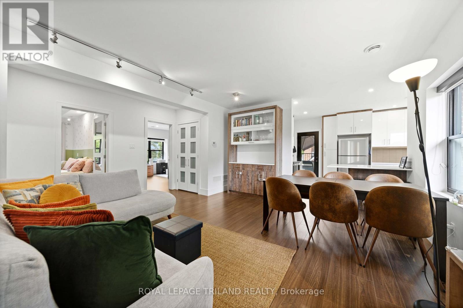 #3 130 WINDSOR CRESCENT - 10