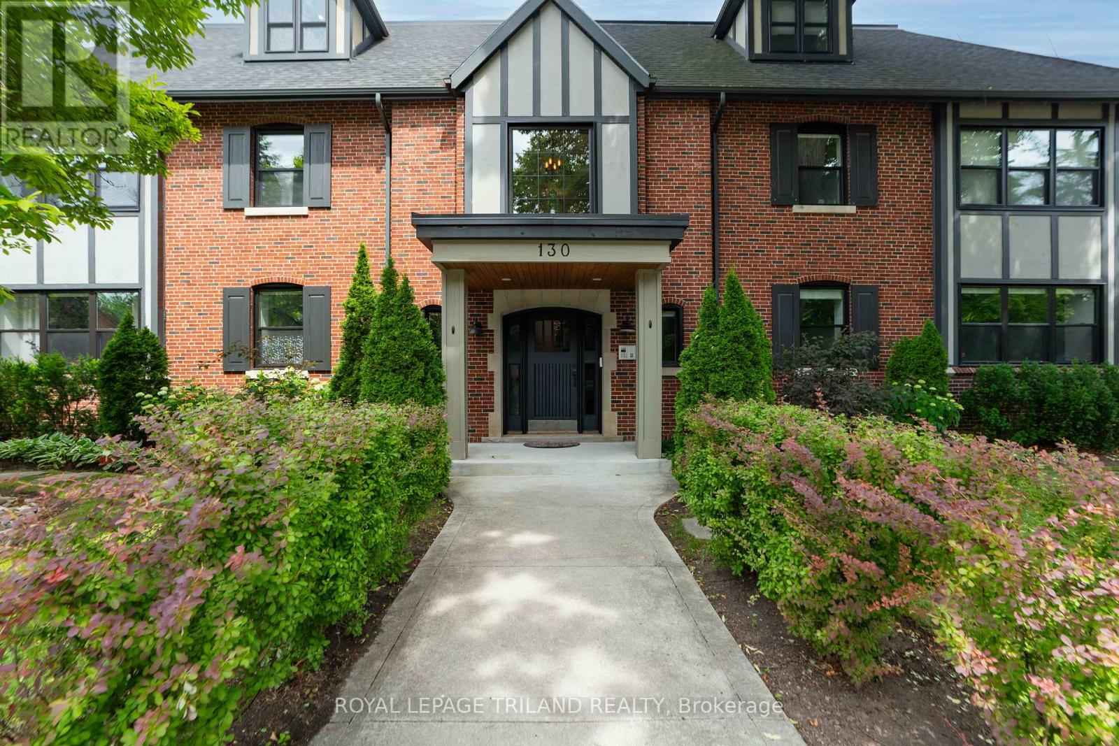#3 130 WINDSOR CRESCENT - 2