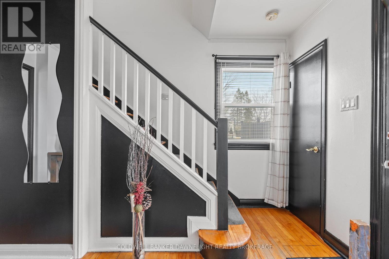 115 COLUMBIA DRIVE - Image 16
