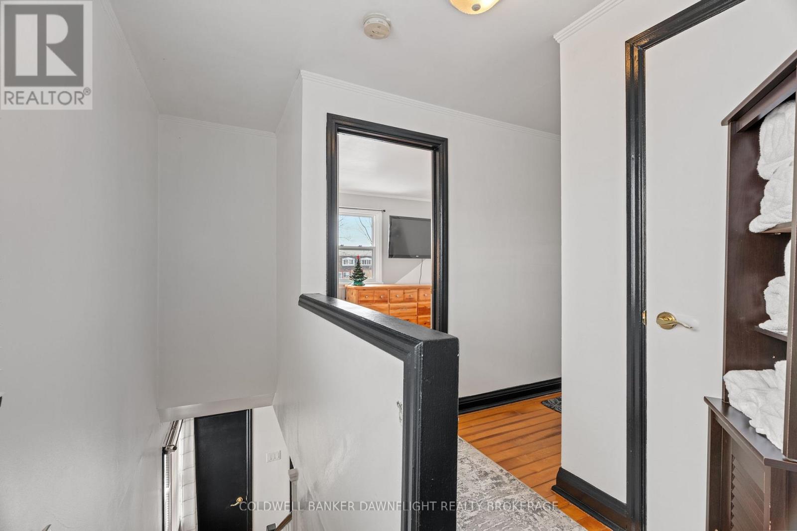 115 COLUMBIA DRIVE - Image 17