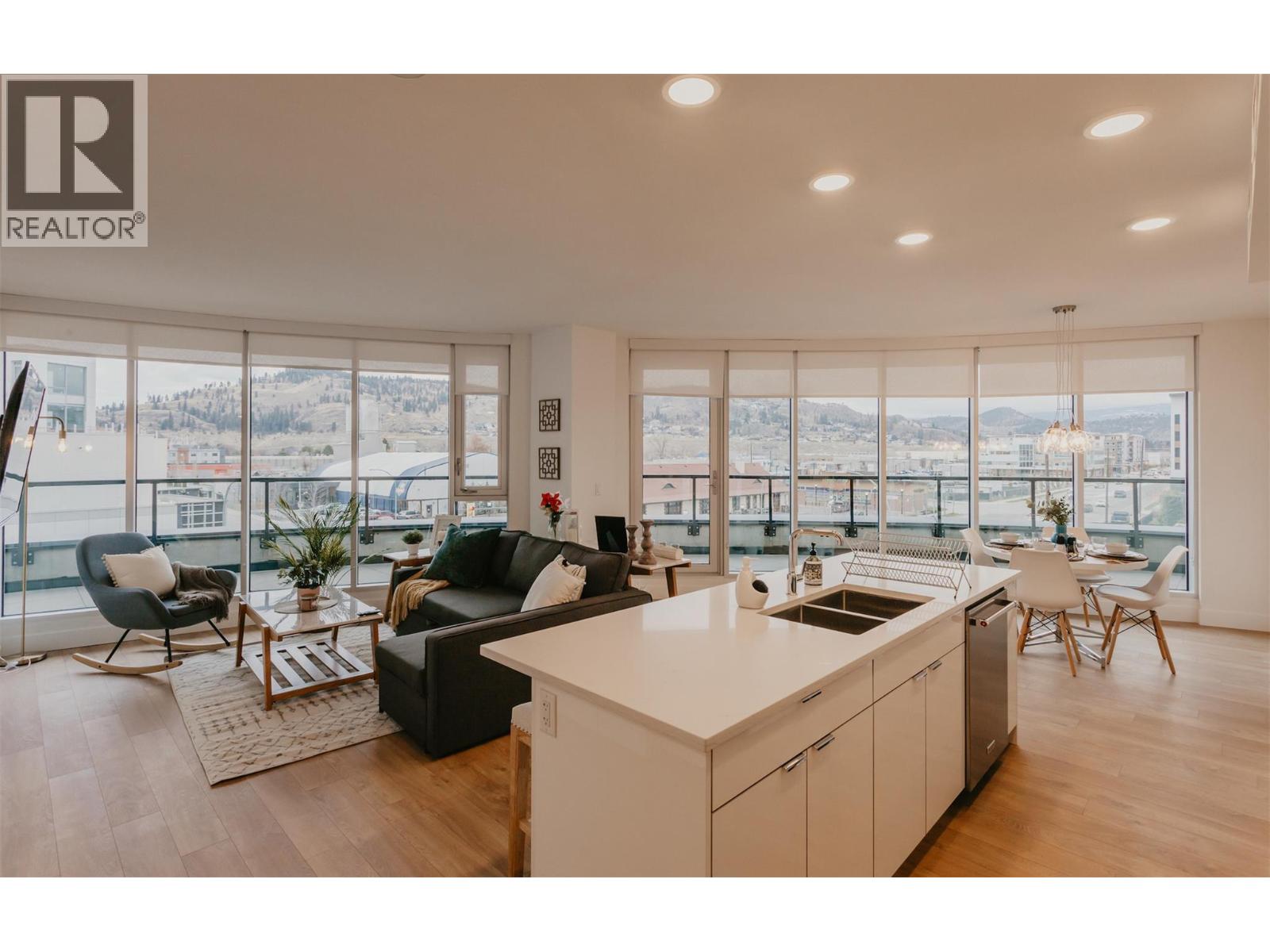 #405 1232 Ellis Street - 75